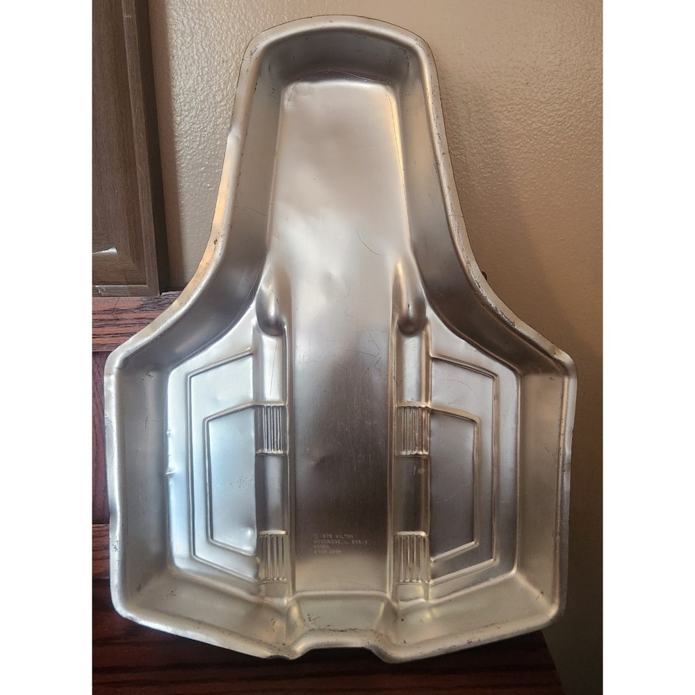 Vintage Wilton 1979 Spaceship Cake Pan #502-3584
